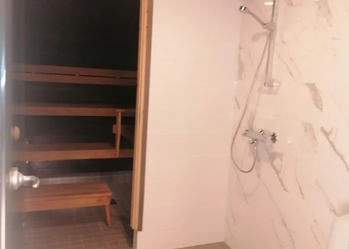 Majoituspalvelu Nurmi Oksapolku 2 B Deluxe 103m2 *